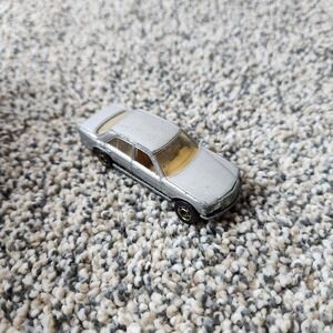 Vintage 1;64 HOT WHEELS 1982 METAL FLAKE PAINT SILVER 380 SEL HONG KONG  -LN